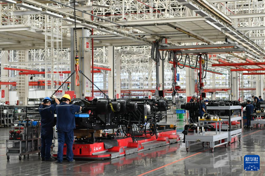 “V”字形业绩曲线的背后——“独角兽”三一重卡的转型路