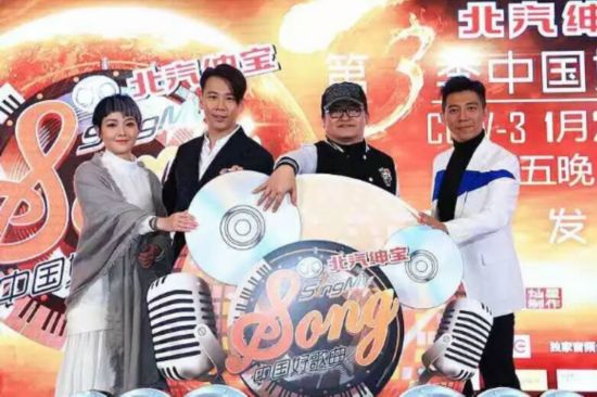 陶喆又“咸猪手”?《中国好歌曲》网友怒揭范晓萱遭遇